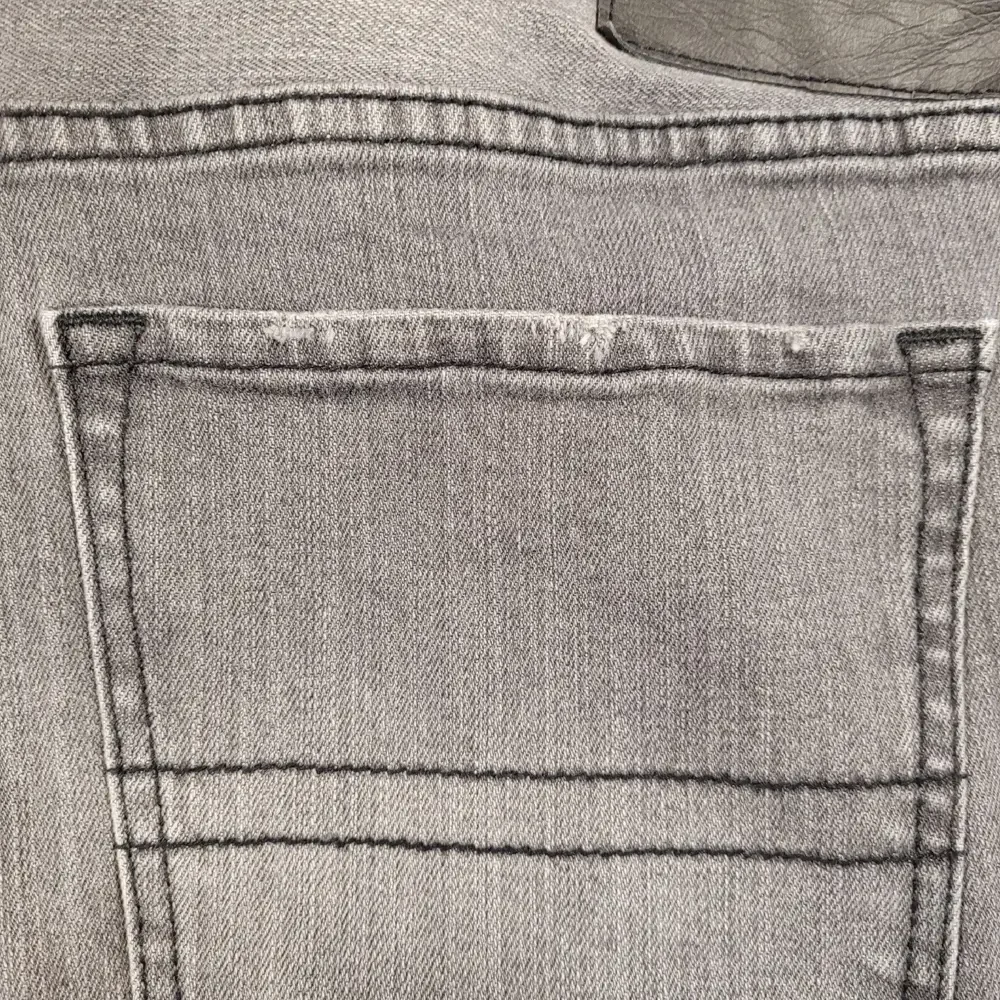 FIVE FOUR Relaxed Fit 